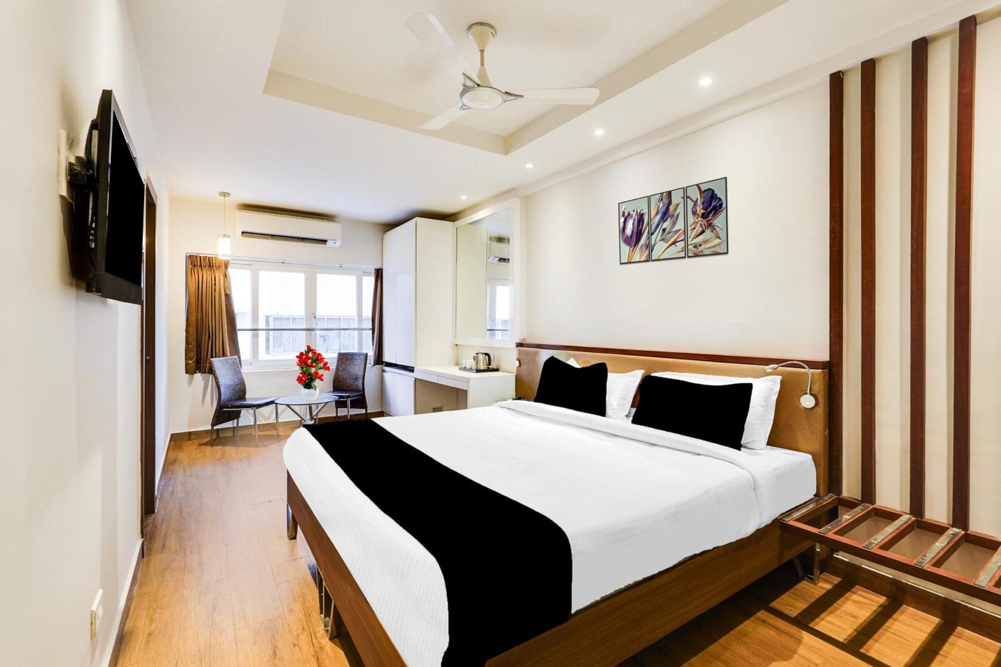 Super Townhouse Oak Kodambakkam Formerly Cine City Chennai Dış mekan fotoğraf
